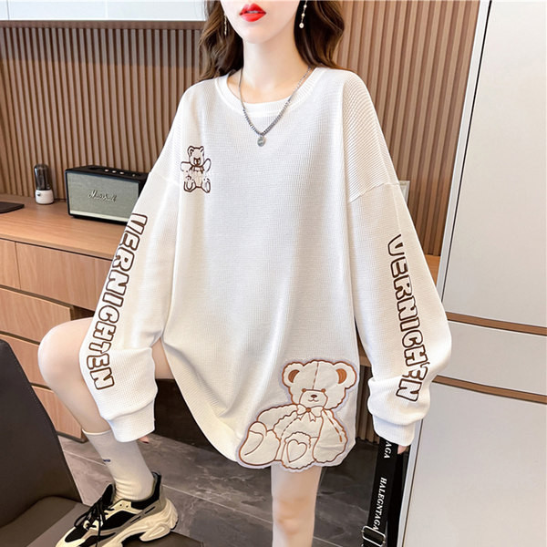 Naiste avara trükiga dressipluus