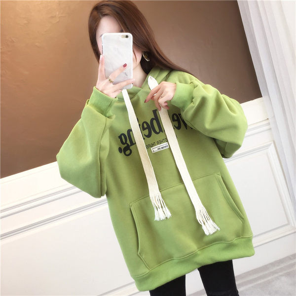 Широк дамски суичър с качулка и джоб