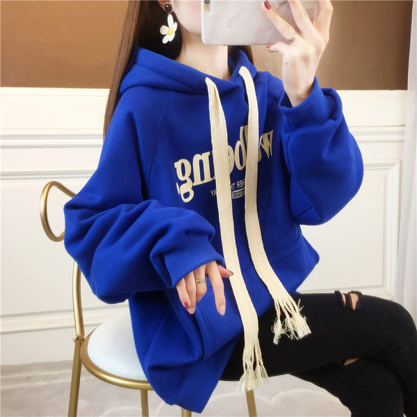 Широк дамски суичър с качулка и джоб