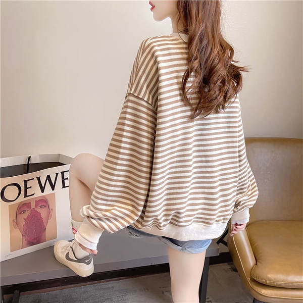 Ležerna ženska bluza na pruge