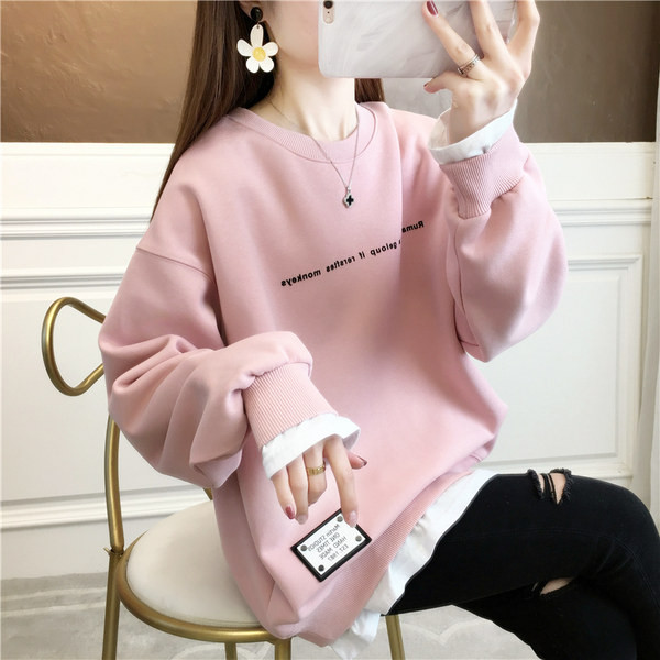 Ženski džemper u tri boje sa ukrasnim natpisom