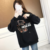 Ležerna ženska majica s printom medvjeda - više boja