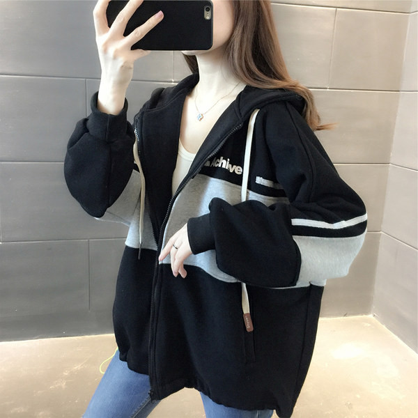 Γυναικείο φούτερ chic μοντέλο με φερμουάρ και κορδόνια