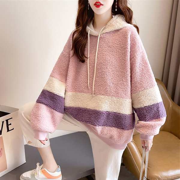 Дамски плюшен суичър с качулка