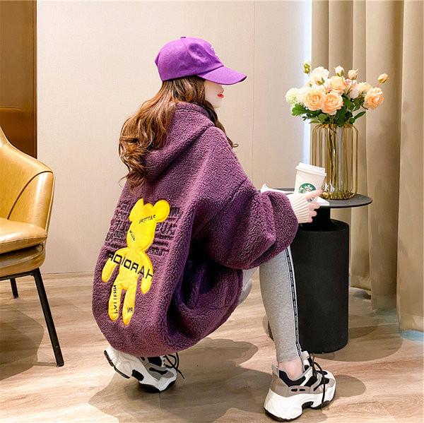 Ženska plišana majica širokog uzorka s vezom i kapuljačom