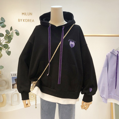 Ženska široka majica s kapuljačom s vezama i izvezenim natpisima