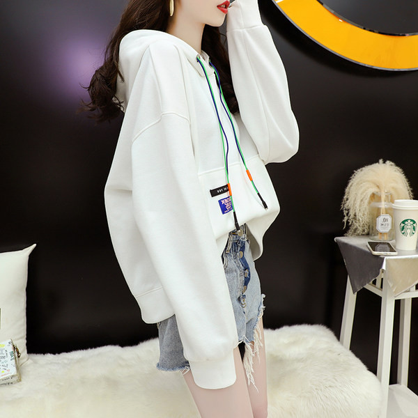 Дамски суичър с качулка широк модел