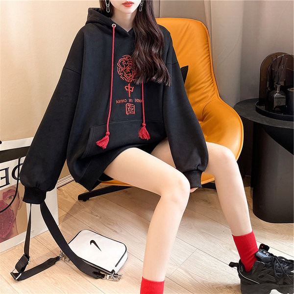 Γυναικείο φούτερ με κέντημα, νέο μοντέλο