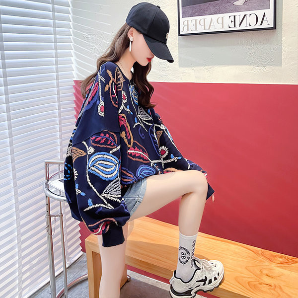 Дамски суичър с цветна щампа