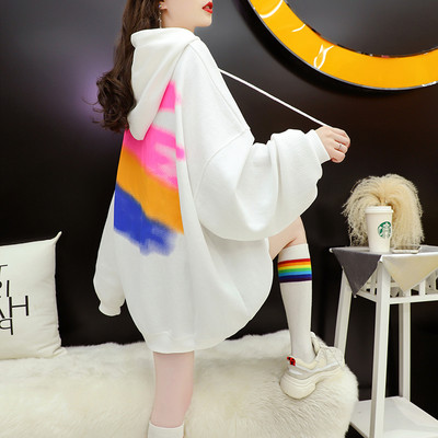 Широк модел дамски суичър с качулка нов модел