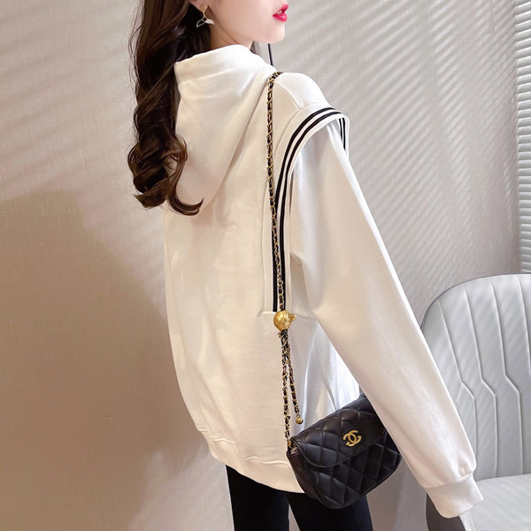 Γυναικείο φθινοπωρινό πουλόβερ με κουκούλα και διακοσμητική μπορντούρα