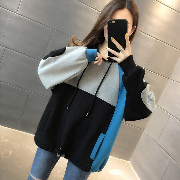 Свободен модел дамски суичър с връзки и джоб нов модел