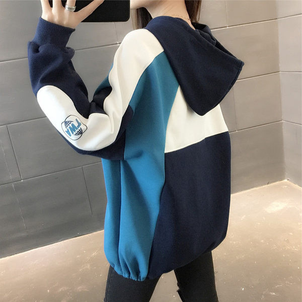 Свободен модел дамски суичър с връзки и джоб нов модел