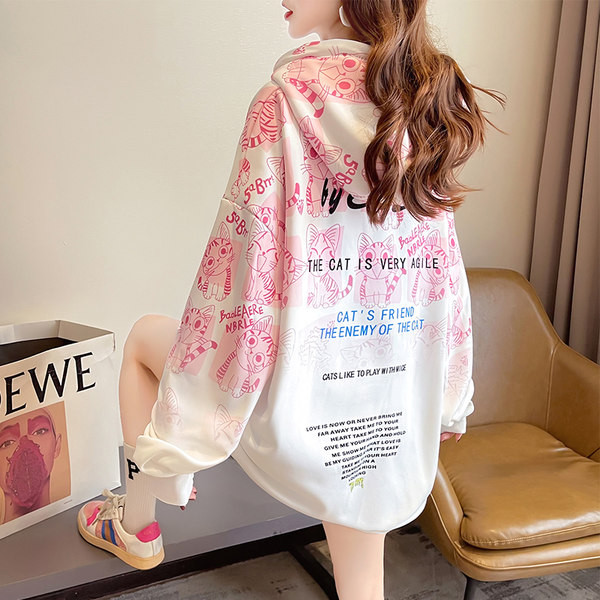 Naiste dressipluusid – kapuutsi ja lipsudega