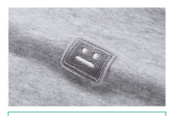 Laisvalaikio moteriškas megztinis su gobtuvu ir kišenėmis – trijų spalvų