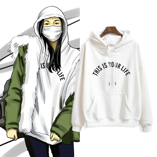 Спортен дамски суичър с надпис и джоб