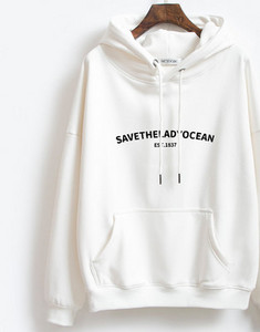 Γυναικεία φούτερ με επιγραφή και με βελούδο