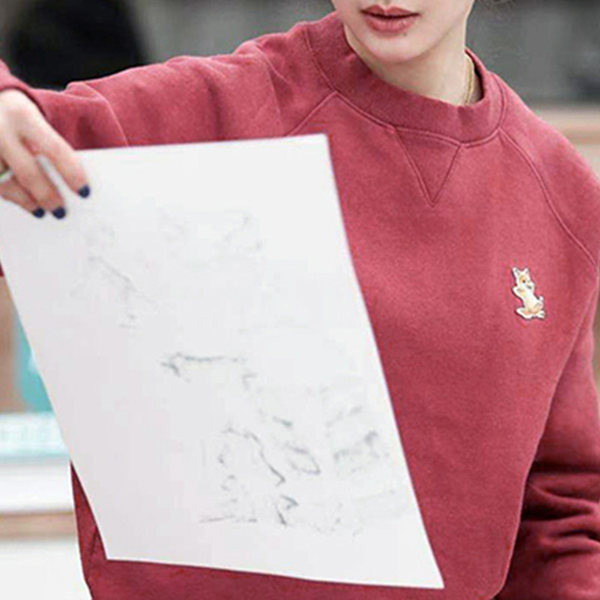 Γυναικεία φούτερ με κέντημα σε μπορντό χρώμα