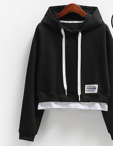 Γυναικεία φούτερ με κουκούλα σε δύο χρώματα