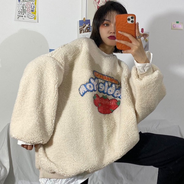 Нов модел дамска пухена блуза с обло деколте -три цвята