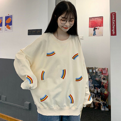 Ежедневен дамски пуловер с цветна бродерия