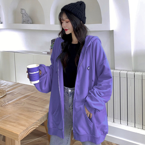 Широк дамски суичър с качулка и джоб -син и лилав цвят