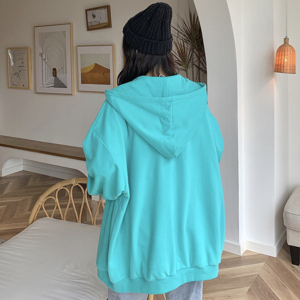 Широк дамски суичър с качулка и джоб -син и лилав цвят