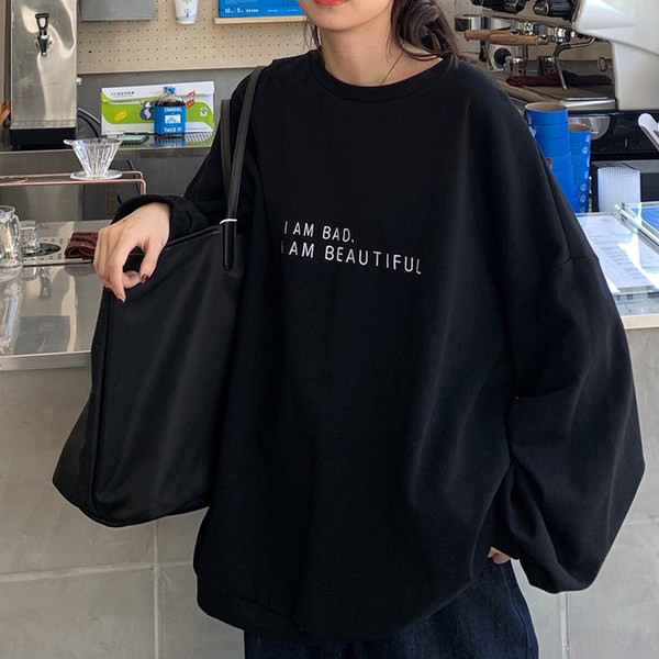 Vabaaja naiste dressipluus ovaalse kaelusega - kolme värvi