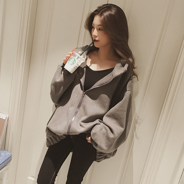 Γυναικεία φούτερ με κουκούλα και φερμουάρ