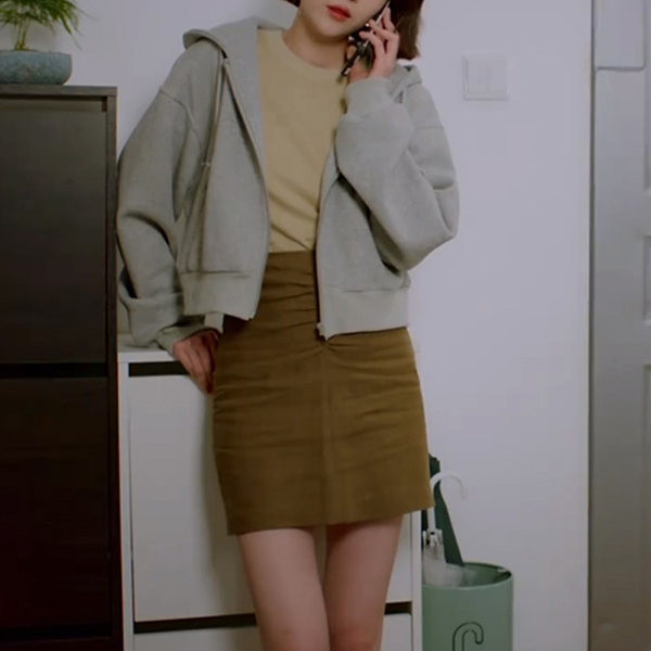 Ежедневен спортен суичър с връзки и цип