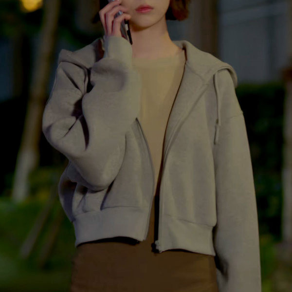 Ежедневен спортен суичър с връзки и цип