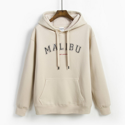 Нов модел дамски суичър с надпис и джоб