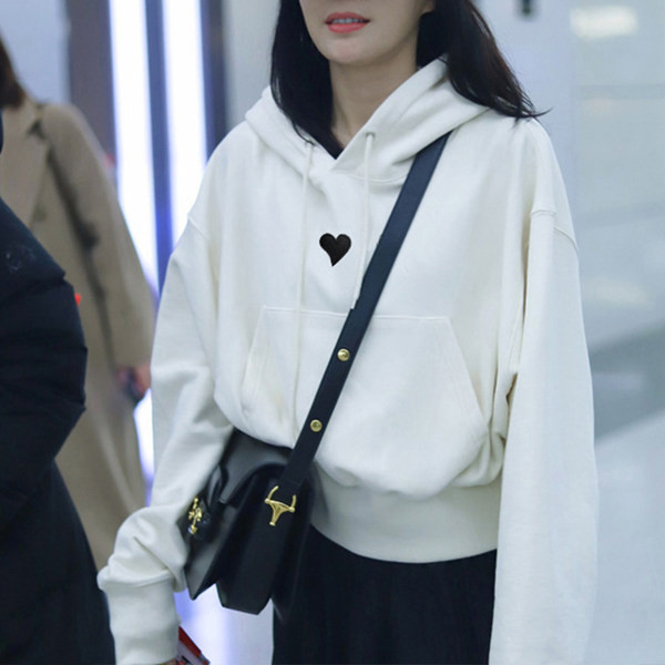 Naiste vabaaja dekoratiivse südamega dressipluus