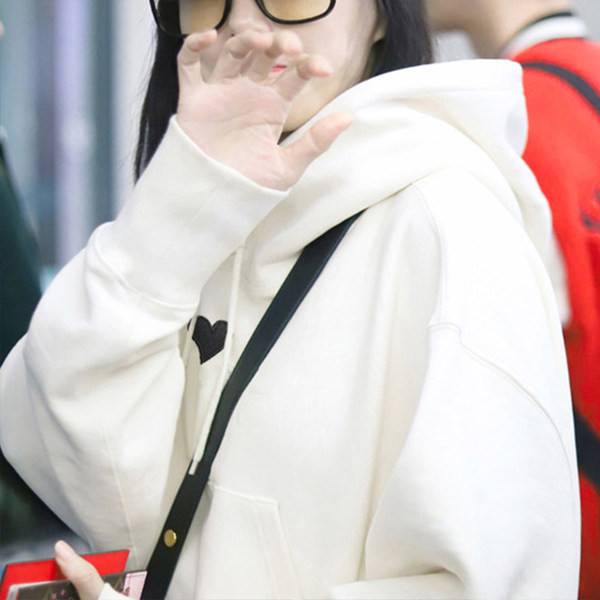 Naiste vabaaja dekoratiivse südamega dressipluus