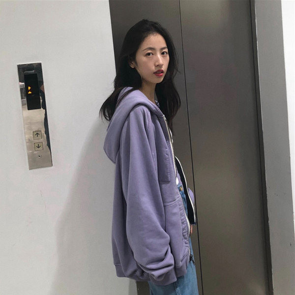 Изчистен модел дамски суичър с качулка и джоб