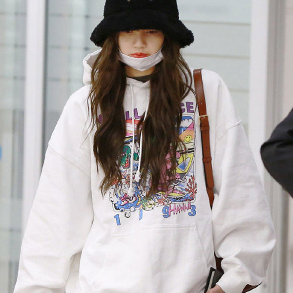 Naiste pikkade varrukatega aplikatsiooniga dressipluus