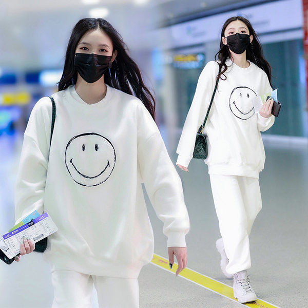 Sport női blúz mintás - fehér színű