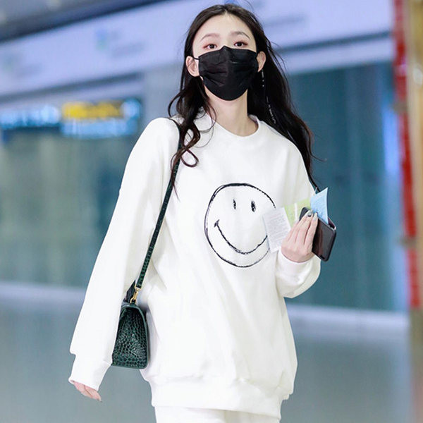 Sport női blúz mintás - fehér színű