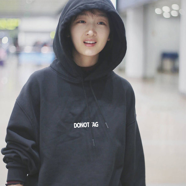 Γυναικείο casual φούτερ με στάμπα και τσέπη