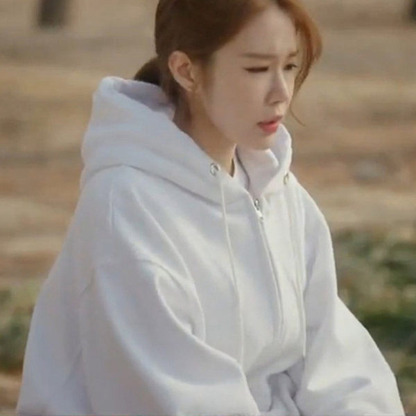 Γυναικεία φούτερ με κουκούλα - κλείνουν με φερμουάρ