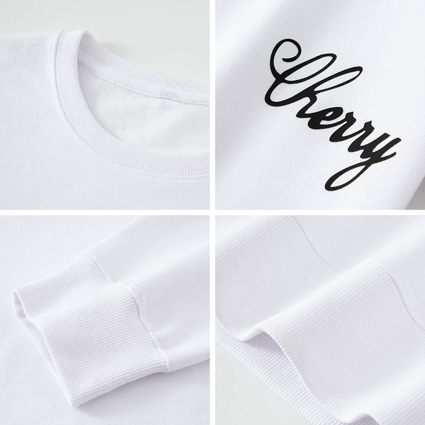 Дамски ежедневен суичър с обло деколте -бял цвят