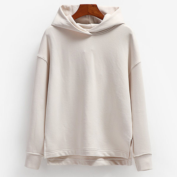 Naistele avara kaelusega kapuutsiga dressipluus