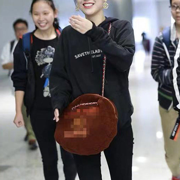 Дамски плътен суичър с качулка и надписи