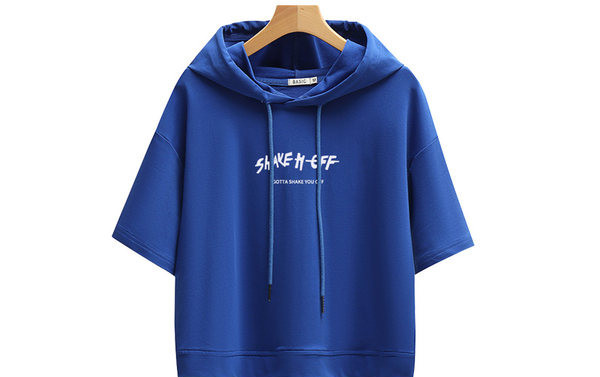 Női nyári pulóver 3/4-es ujjal és felirattal