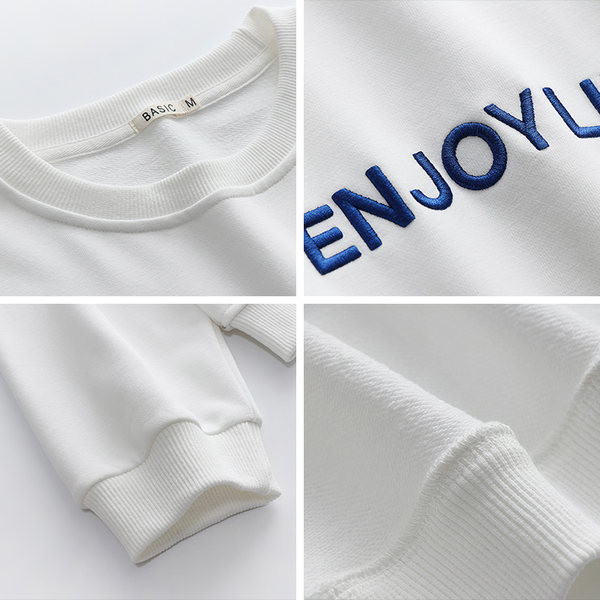 Kratka majica s natpisom u tri različite boje