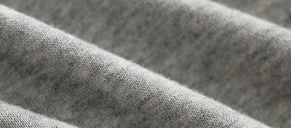 Naiste dressipluusid kapuutsiga ja taskuga – lukuga suletav