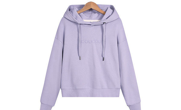 Kolmes värvitoonis vabaaja dressipluus