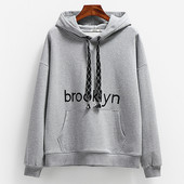 Női pulóver három színben kapucnival