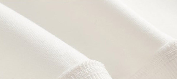 Ženski sweatshirt - široki model s V izrezom