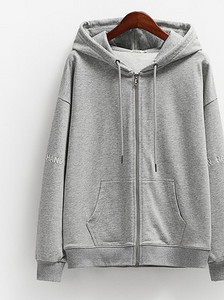 Női pulóverek - kapucnival és cipzárral